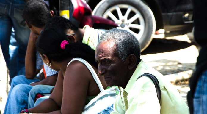 Tenga cuidado con la luz que incide en los rostros